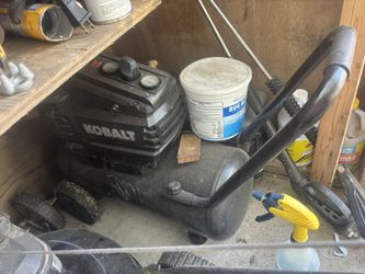 Horizontal Portable Air Compressor. 