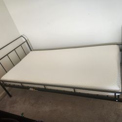 Twin Bed With Mattress 
