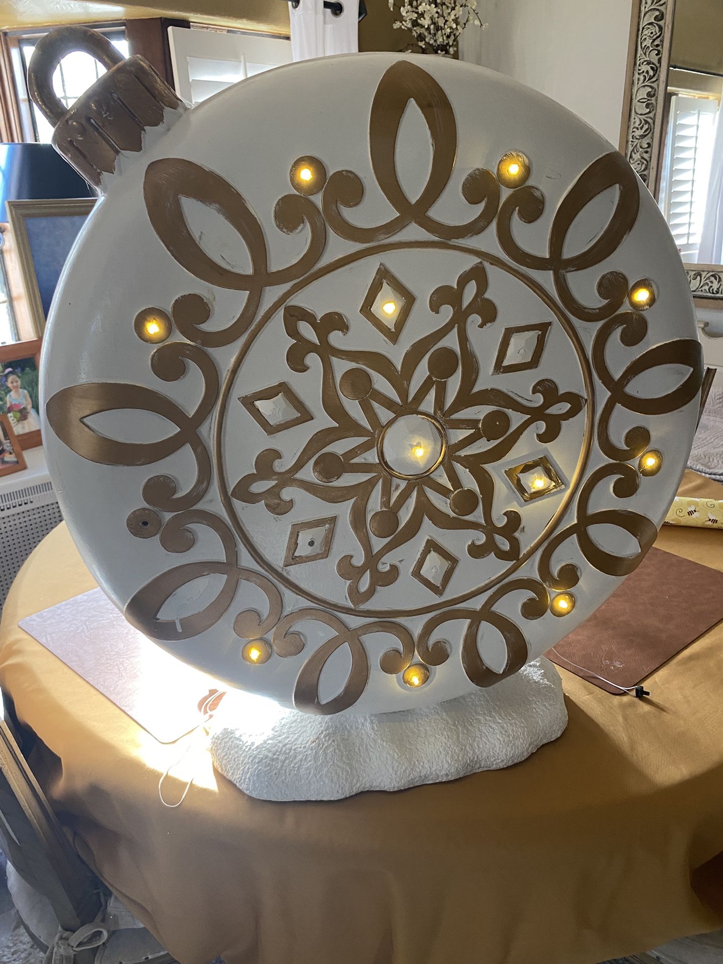 Christmas Ornament , Indoor, Lights Up