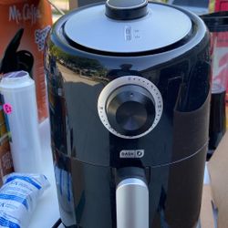 Dash 2  Qt Air Fryer