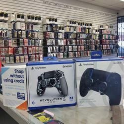 Playstation 5 CONTROLLERS 