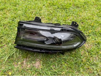 2015-2022 dodge charger headlight