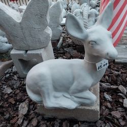 Garden Concrete Dear Statue 12 X 14 Inch