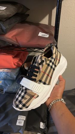 Burberry shoes