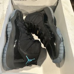 JORDAN 11 RETRO (GS) BLACK/GAMMA B Grade