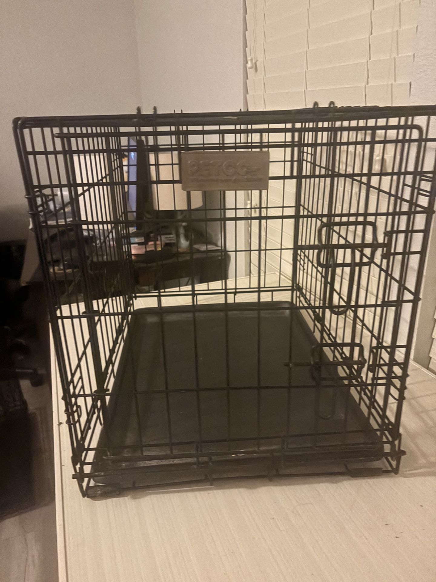 Used Petco 24” Wired Crate