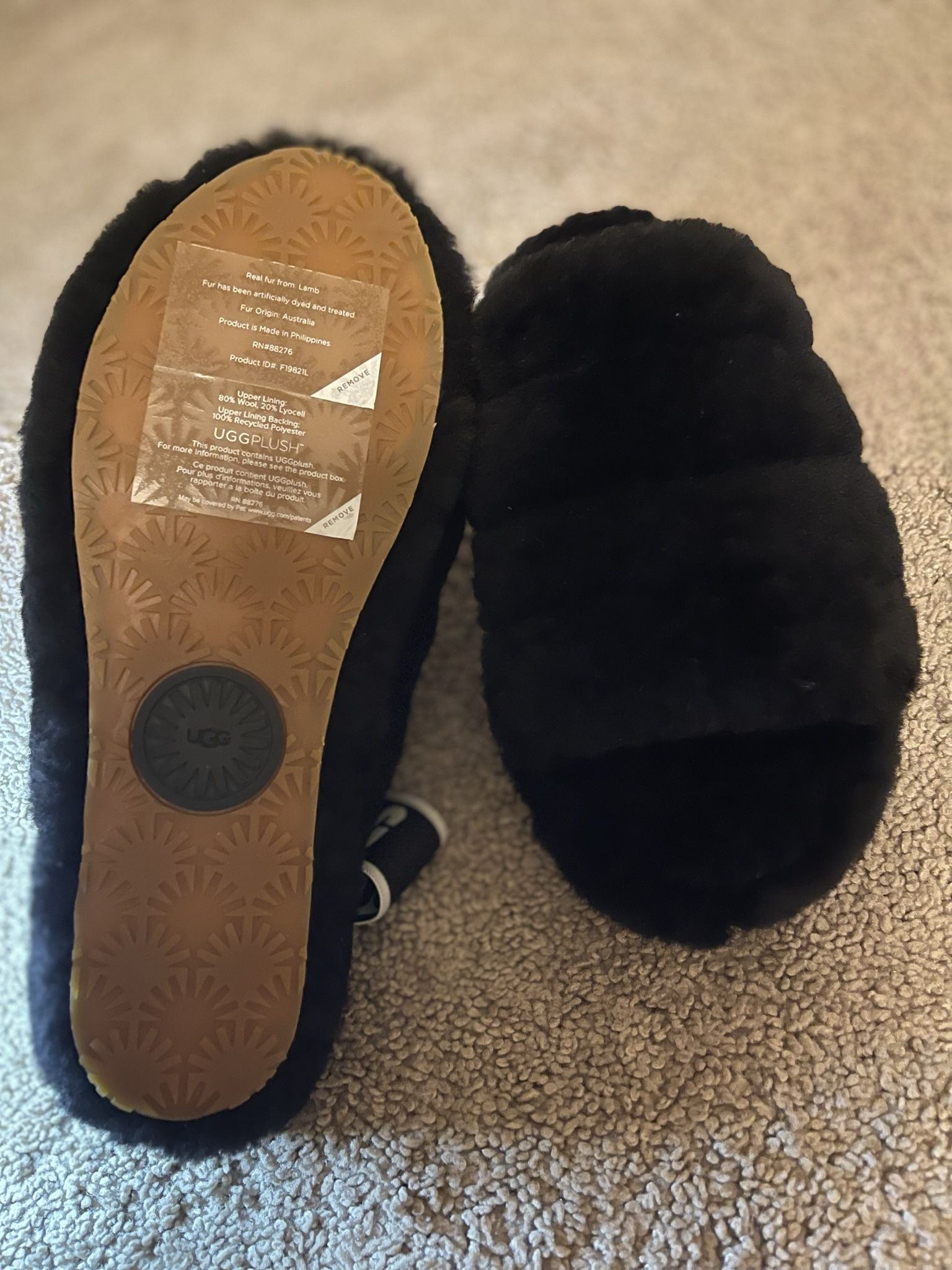 Woman Ugg Slides