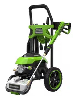 Greenworks 2200-PSI 1.2-GPM Cold Water Electric Pressure washer with 4 Spray Tips