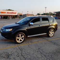 Mitsubishi Outlander 2009  V6 Good Conditions 
