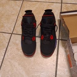 Jordan 4 Raptors Size 8