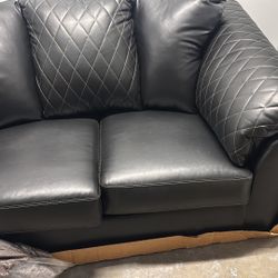 Loveseat 