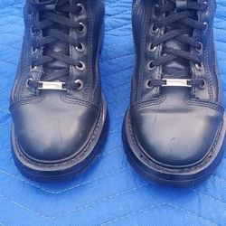 Women Milwaukee boots