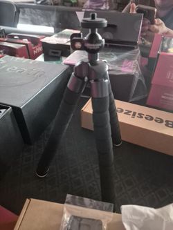 Tripod stand