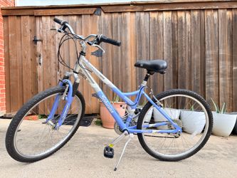Schwinn Cimarron Women’s 26” Mountain Bike – Aluminum Frame