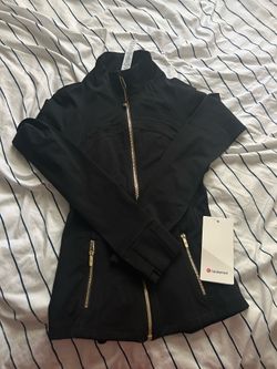 Black lulu lemon