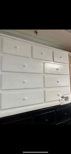 White 9 Drawer Dresser