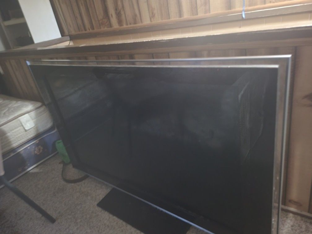 Sony Bravia XBR-Series KDL-52XBR5 52-Inch 1080p LCD HDTV



Does it fit?
Use your camera to view in your room
 Try with camera
