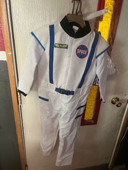 Astronaut costume