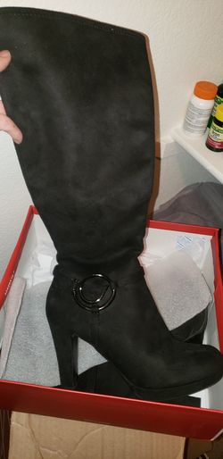 WINTER IS COMING!!! BRAND NEW Impo Black Boots 8 1/2M