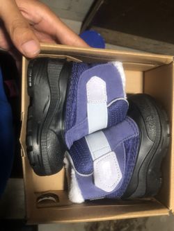 2 Pair Of Waterproof North face Toddler Boots