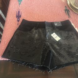 NWT- Express Boyfriend Mid Rise Sz. 4 $10 93309