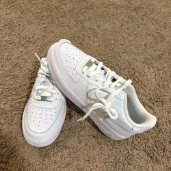 Kids Nike Air Force 1 Grade School Size 7