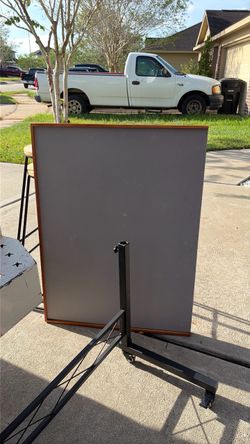 Puzzle table