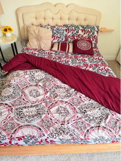 Queen bed set