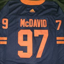 OILERS Connor McDavid jersey (2XL) 