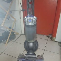 Dyson-Ball Vacuum