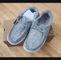 Women shoes size 9