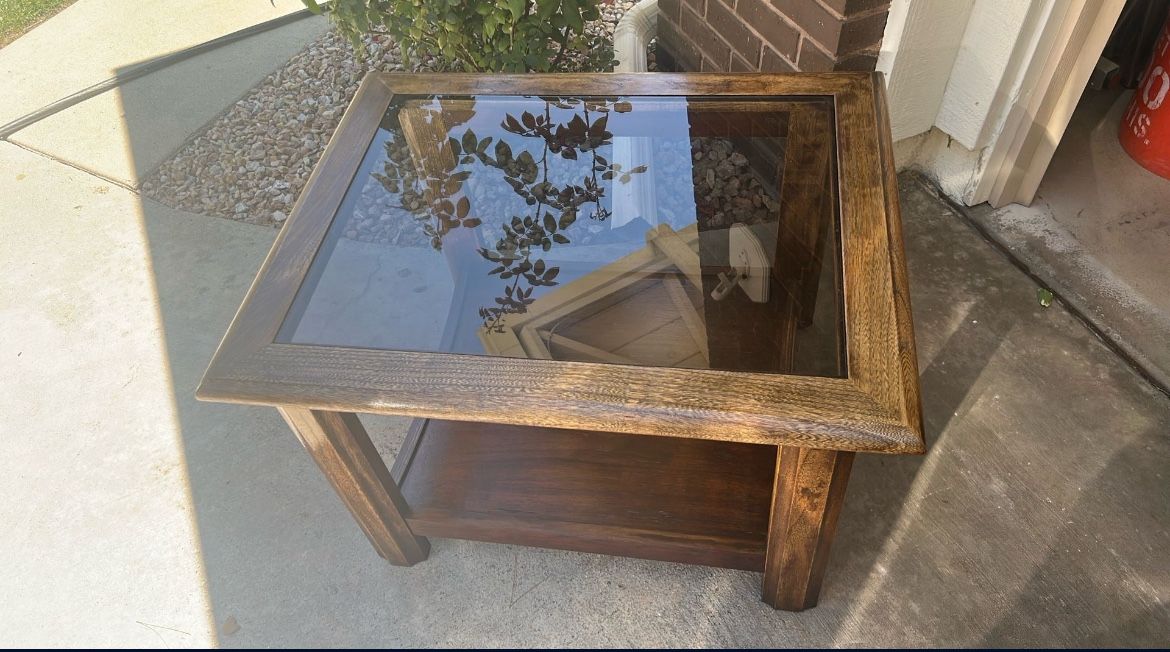 Side Table/ End Table / Coffee Table