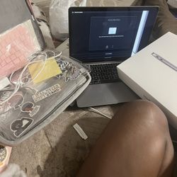 MacBook Air 2020 Bundle
