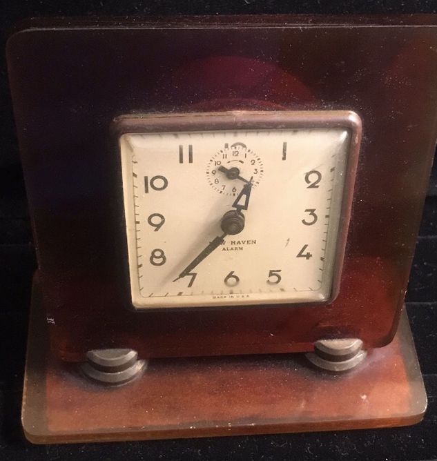 Antique New Haven Desk Clock