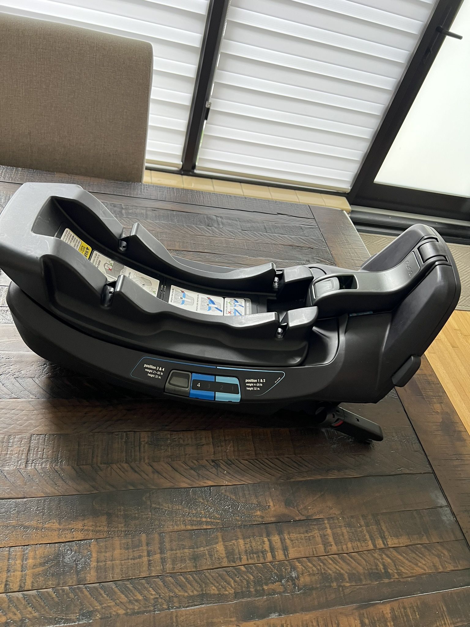 NUNA Car Seat Base