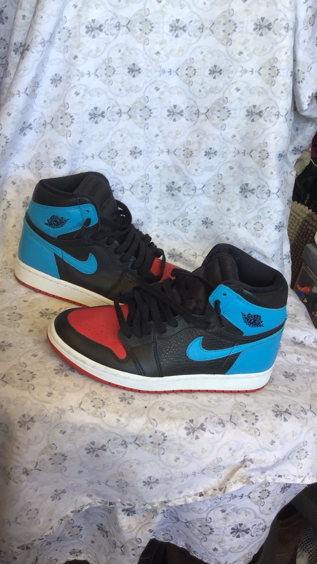 Air Jordan 1 Retro High Size 8Y
