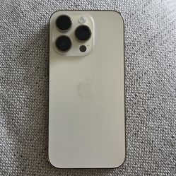 iPhone 14 Pro 128GB Gold Unlocked (no SIM restrictions)