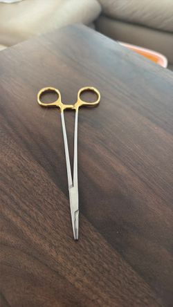 Stainless steel needle holder