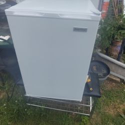 Arctic Fresh Mini Dorm Refrigerator With A Small Freezer Like New Will Plug It In To Show You That It Works 