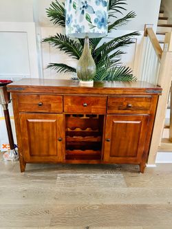 Buffet Table