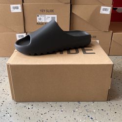 Yeezy Slide Onyx (HQ6448) 