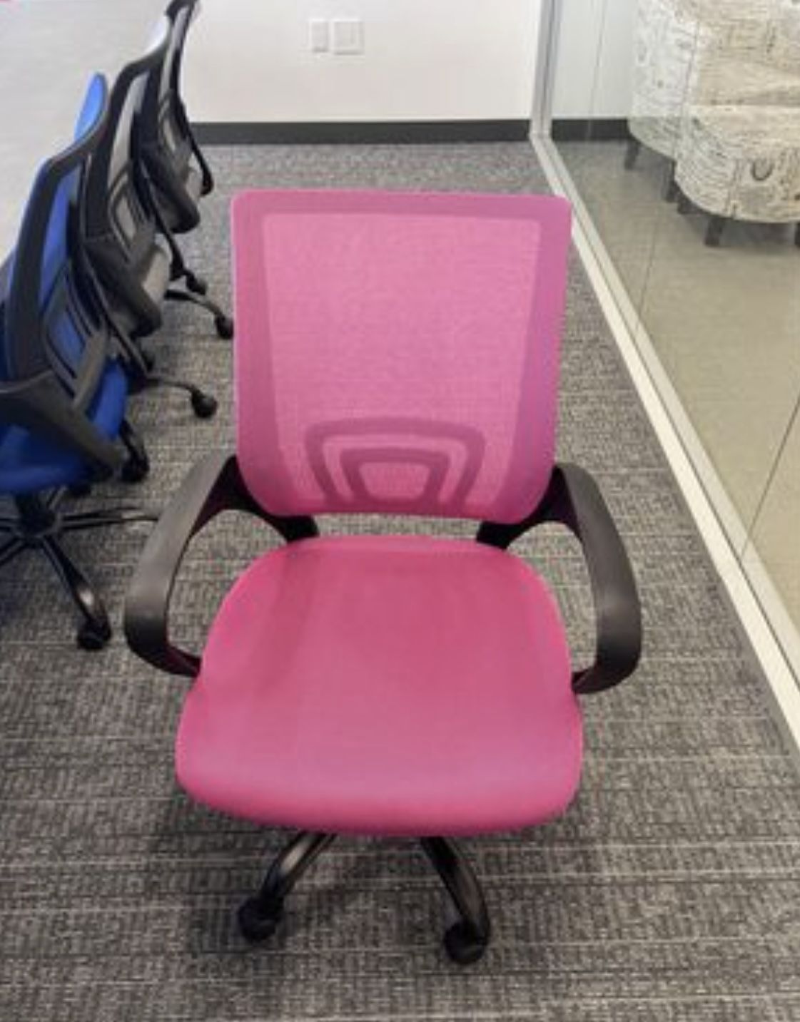 Rolling Pink Office Chair