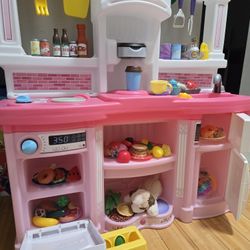 <Streamwood> Step2 Kitchen Toy