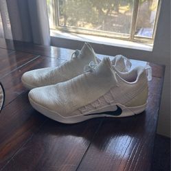 Kobe Ad Nxt Snow White