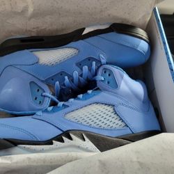 Unc Jordans 5's