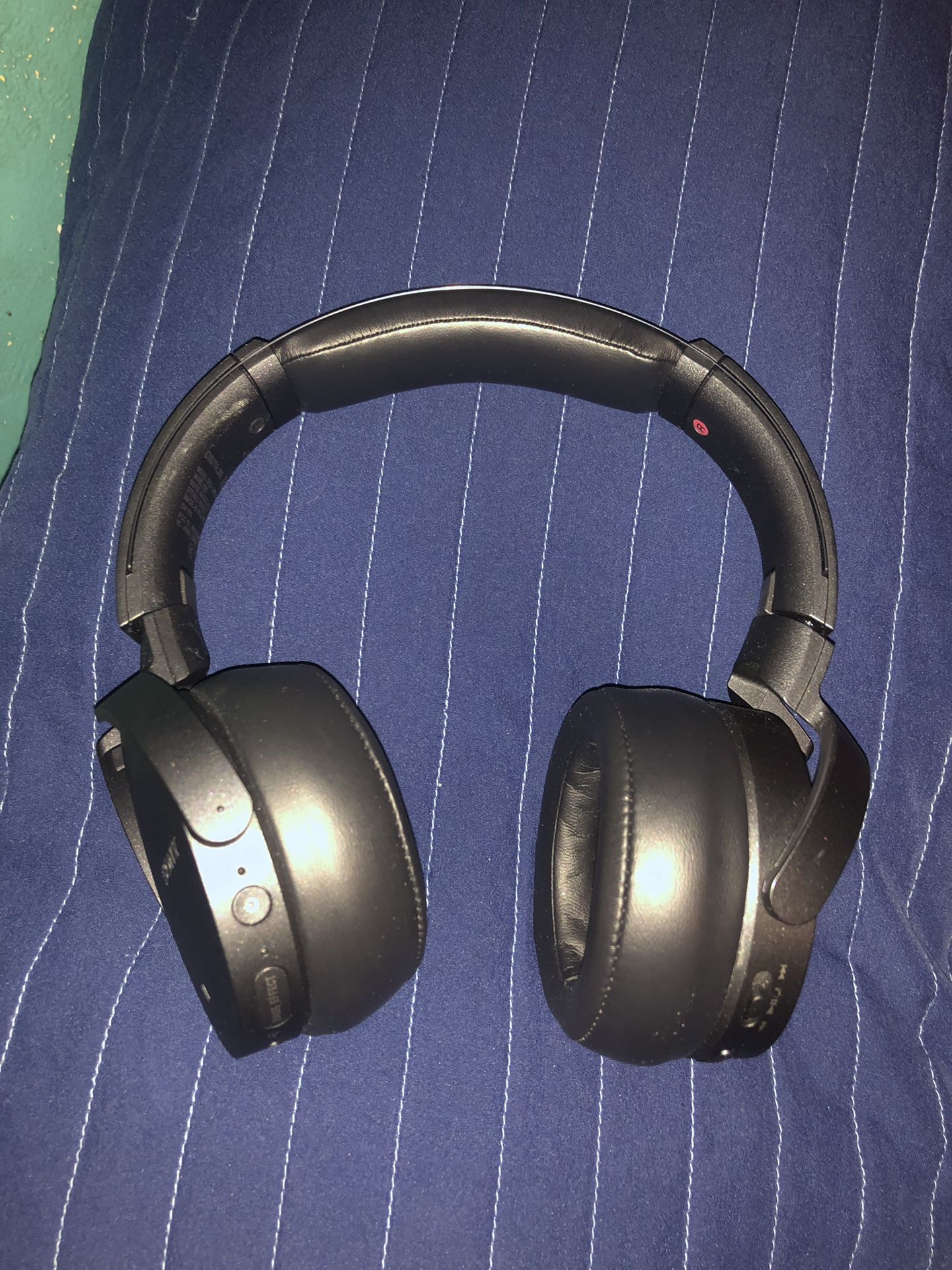 Sony headphones MDR XB950N1