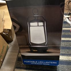 Portable Lamp With Bluetooth Speaker 