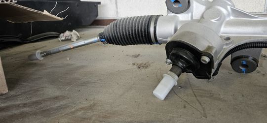 Toyota Rav4 Power Steering  Del 20 AL 24