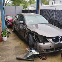 BMW PARTS CAR 2004