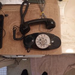 Antique Princess Phone (Rotary)